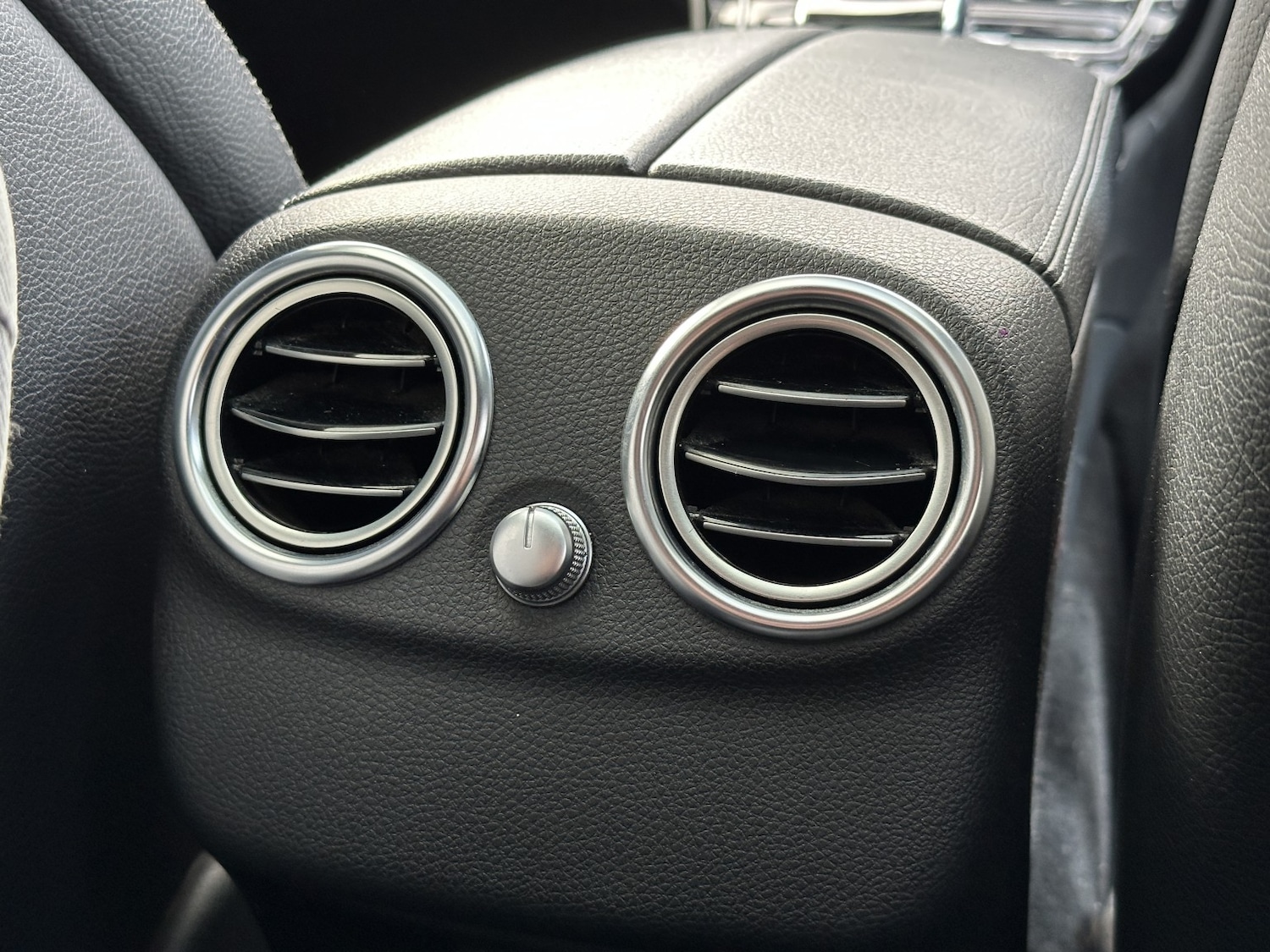 Used Mercedes-Benz C Class 2016 for sale - 75718371: Photo 43