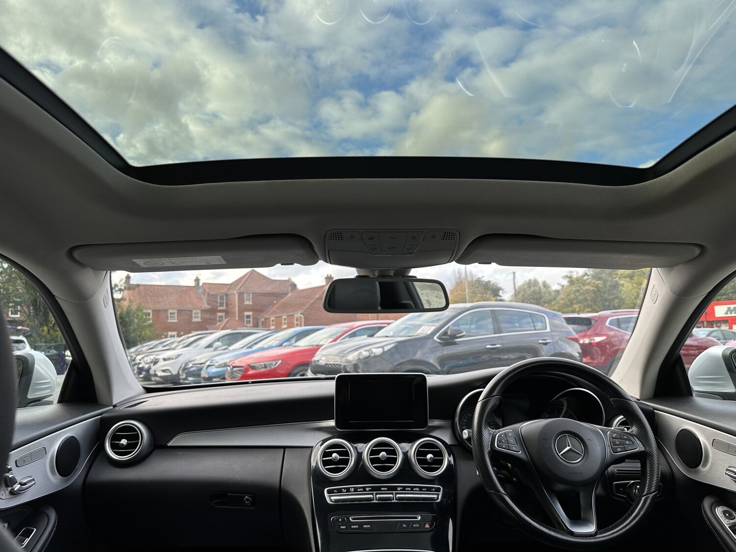 Used Mercedes-Benz C Class 2016 for sale - 75718371: Photo 45