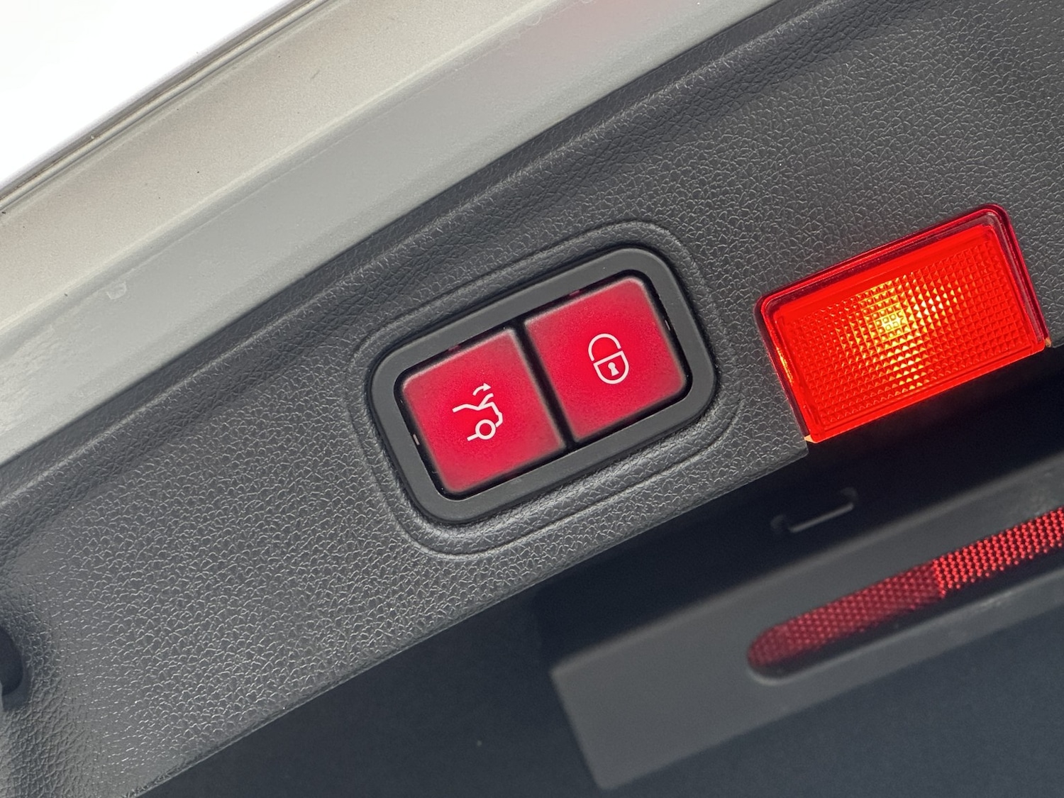 Used Mercedes-Benz C Class 2016 for sale - 75718371: Photo 48