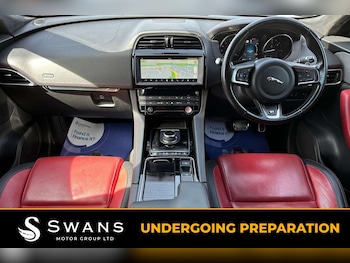 Used Jaguar F-Pace 2018 for sale - 79099020: Photo