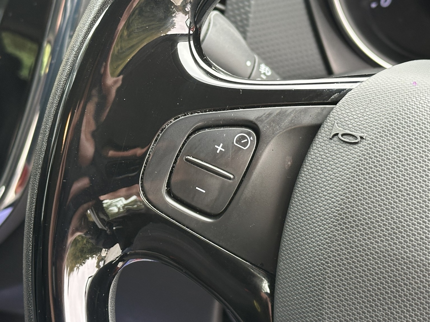 Used Renault Captur 2014 for sale - 77162185: Photo 17