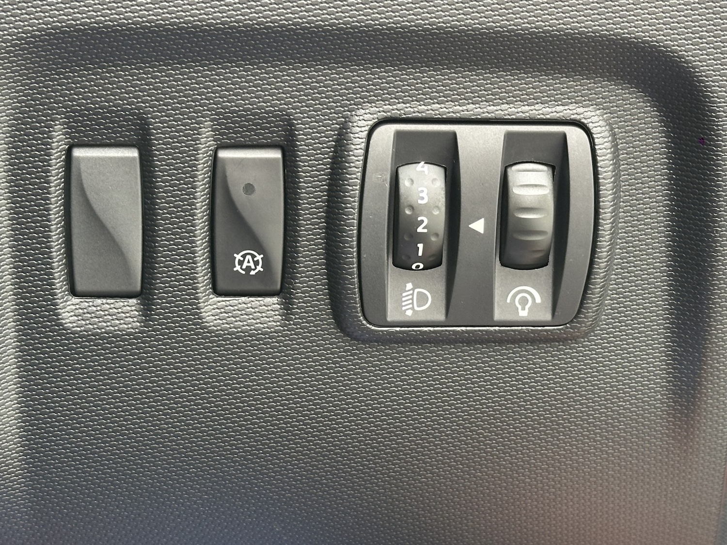 Used Renault Captur 2014 for sale - 77162185: Photo 23