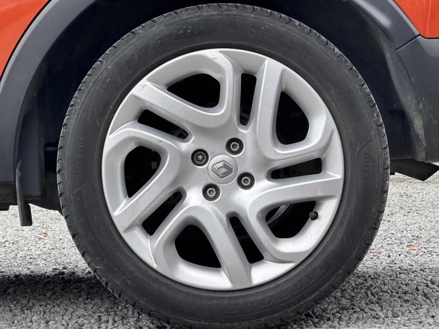 Used Renault Captur 2014 for sale - 77162185: Photo 33