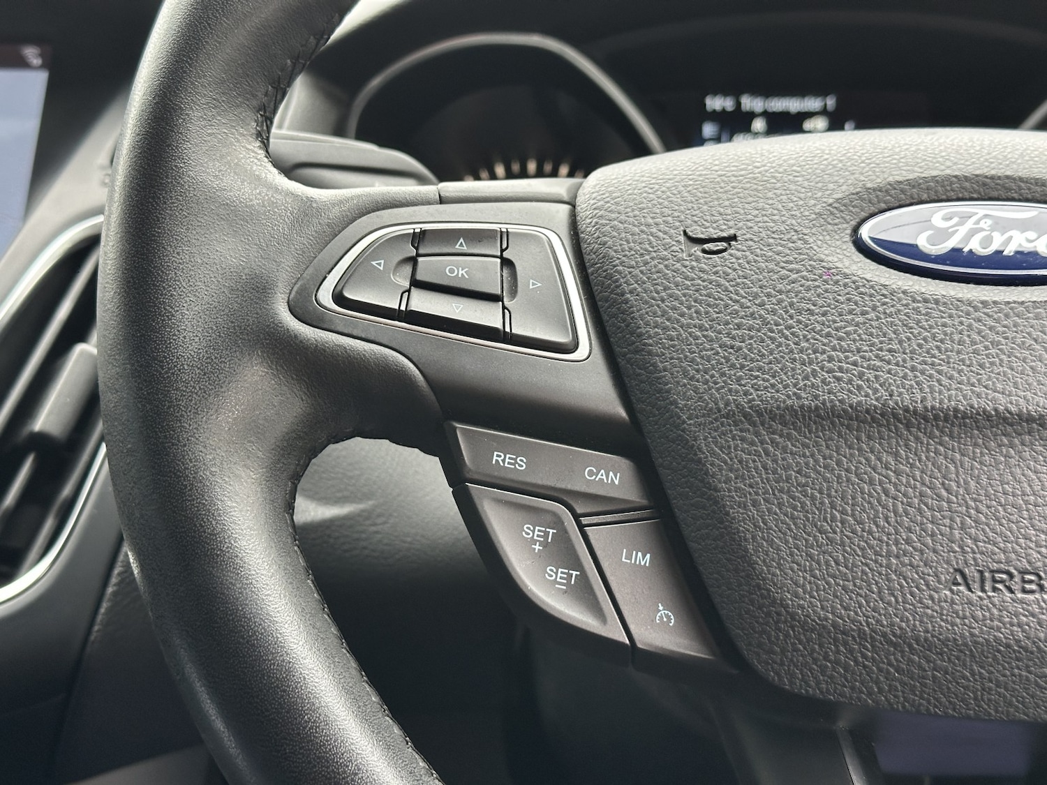 Used Ford Focus 2018 for sale - 76237152: Photo 17