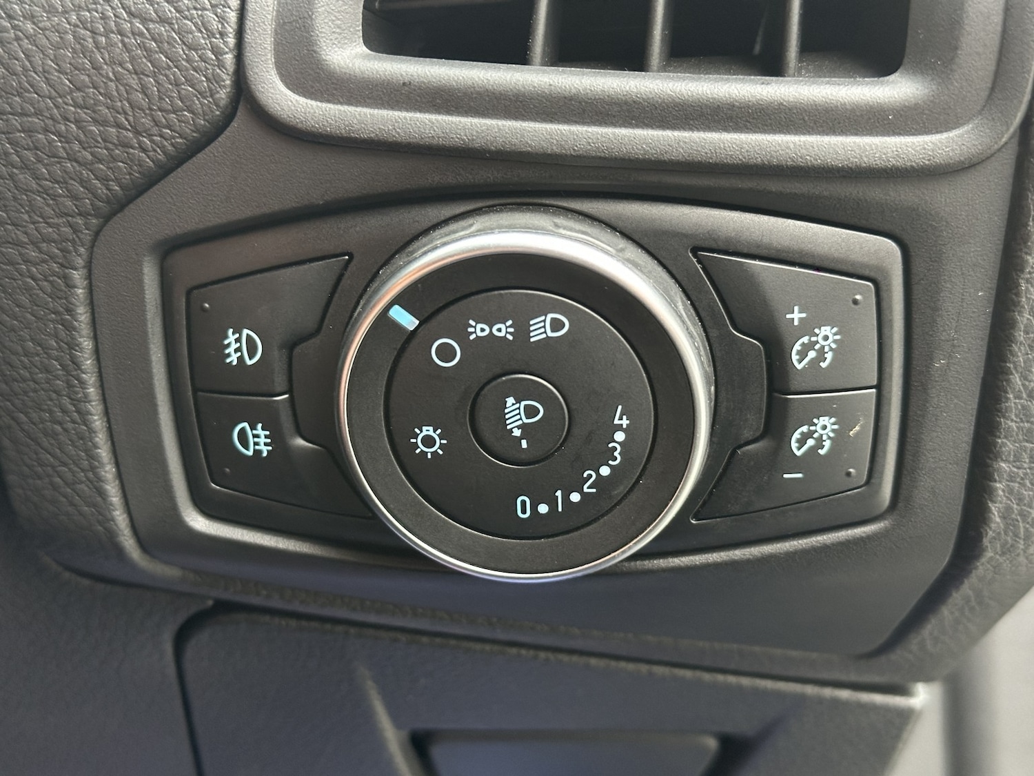 Used Ford Focus 2018 for sale - 76237152: Photo 23