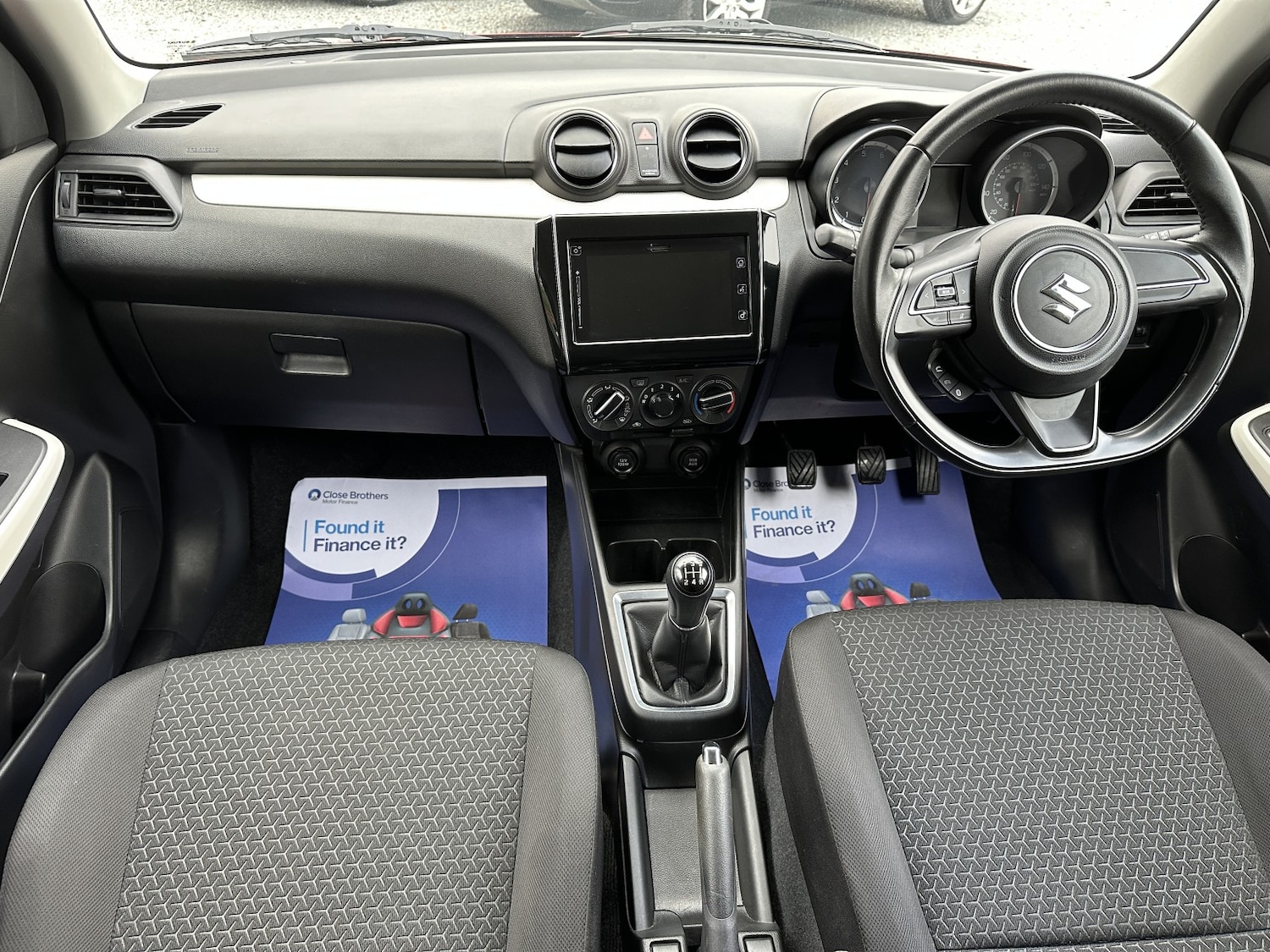 Used Suzuki Swift 2017 for sale - 76945514: Photo 4