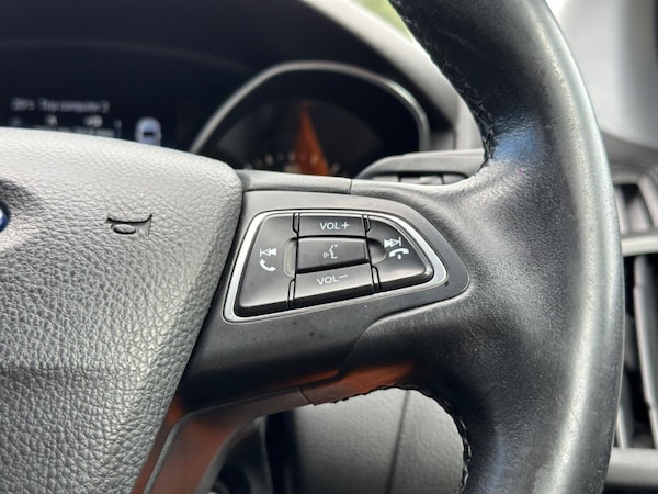 Used Ford Focus 2015 for sale - 75490005: Photo 19