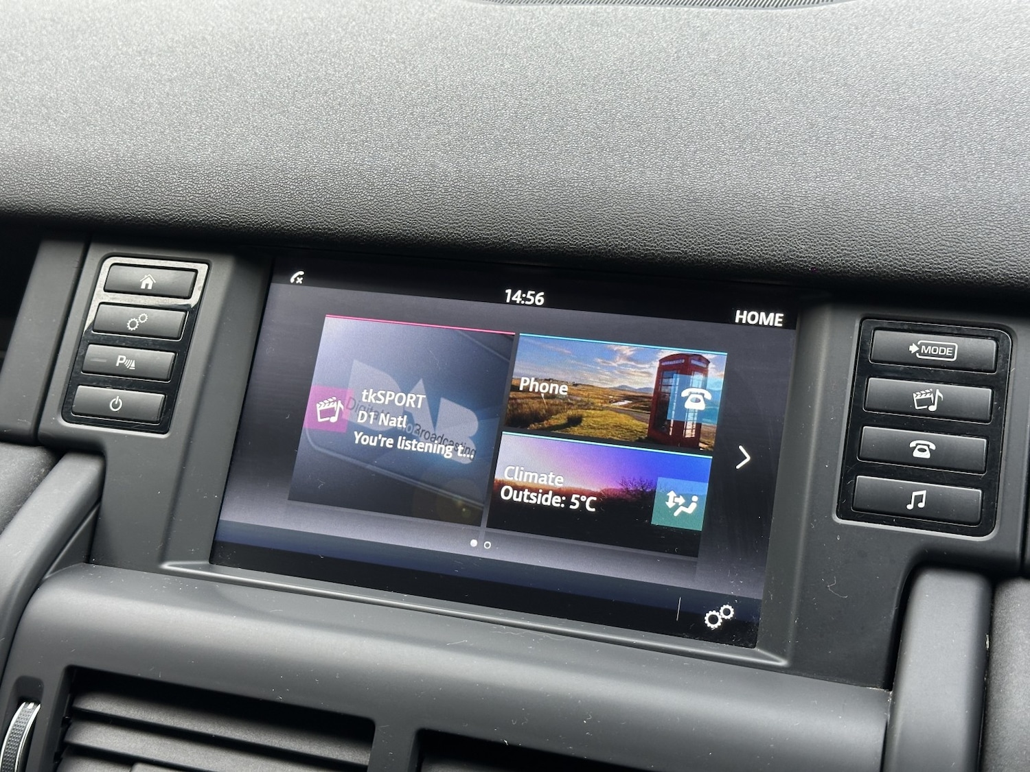 Used Land Rover Discovery Sport 2018 for sale - 78025733: Photo 12