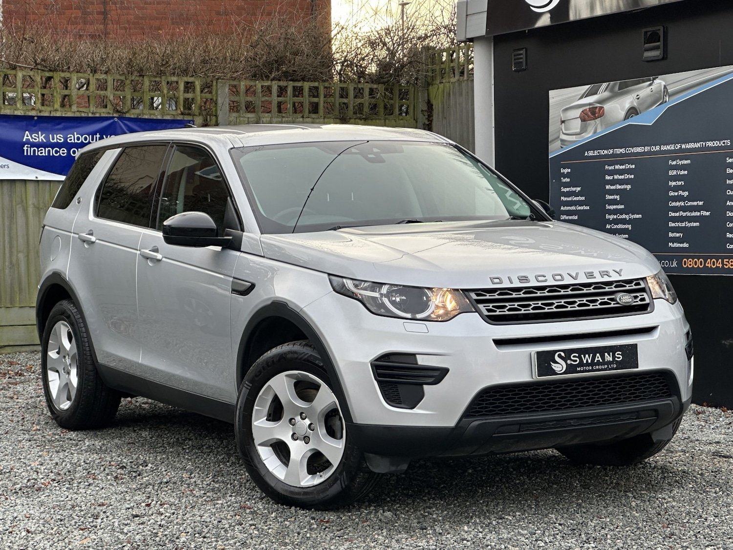 Used Land Rover Discovery Sport 2018 for sale - 78025733: Photo 2