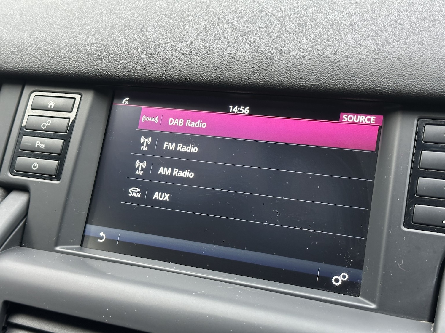 Used Land Rover Discovery Sport 2018 for sale - 78025733: Photo 28