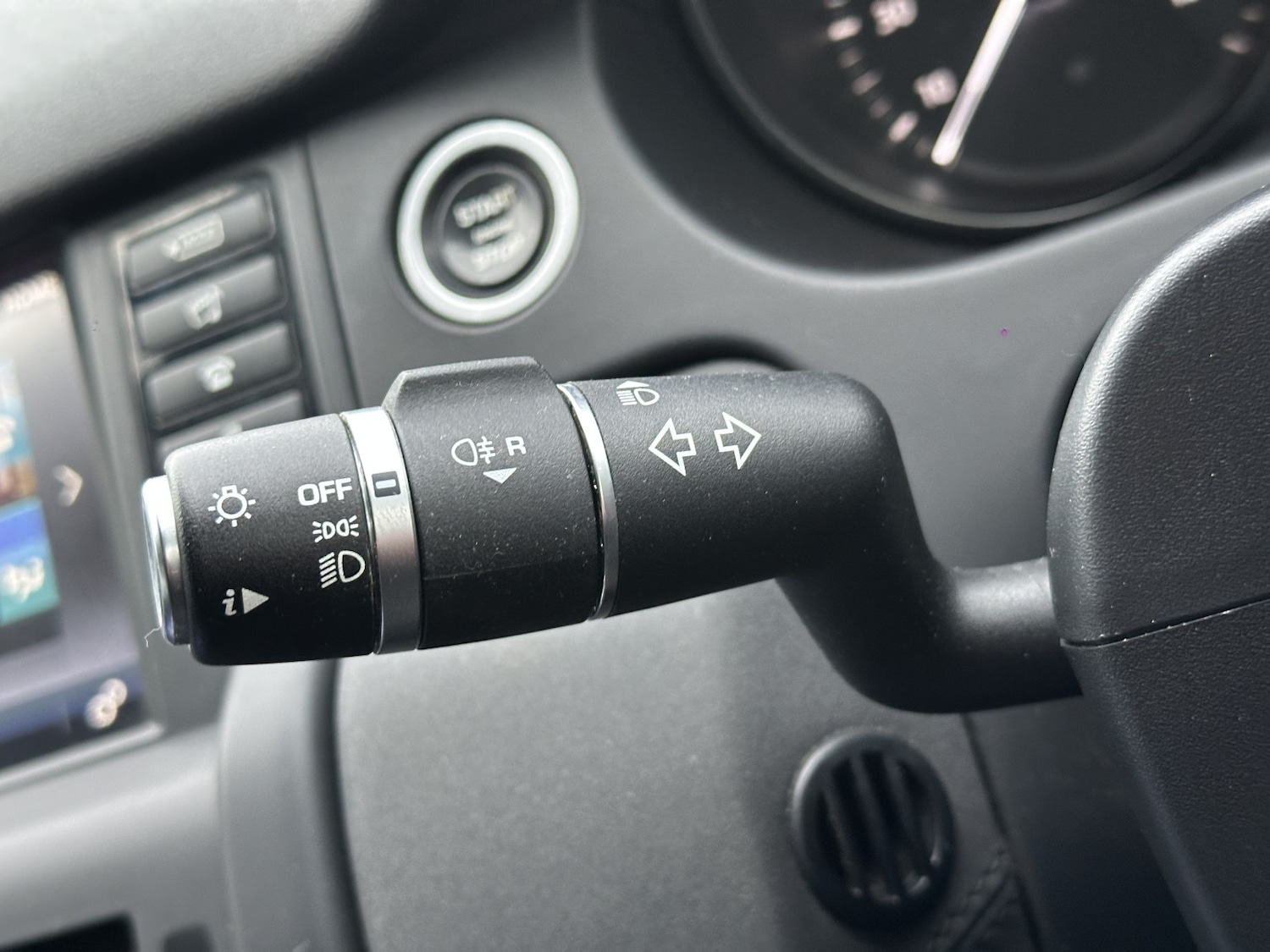 Used Land Rover Discovery Sport 2018 for sale - 78025733: Photo 44