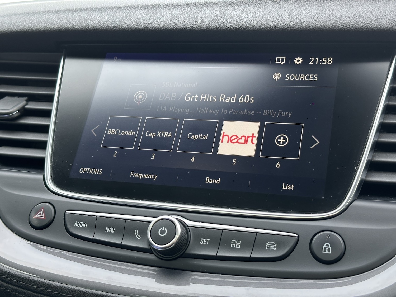 Used Vauxhall Grandland X 2018 for sale - 77162181: Photo 28