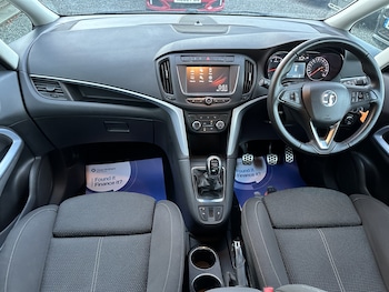 Used Vauxhall Zafira Tourer 2017 for sale - 77166154: Photo
