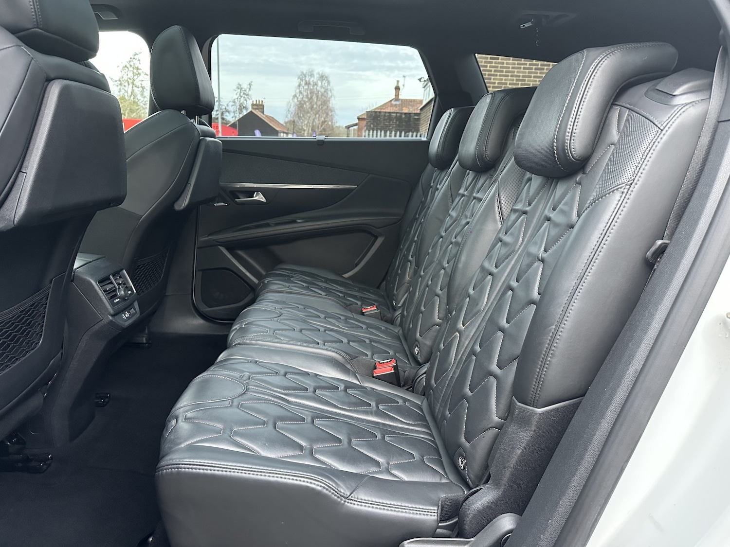 Used Peugeot 5008 2017 for sale - 77264547: Photo 25