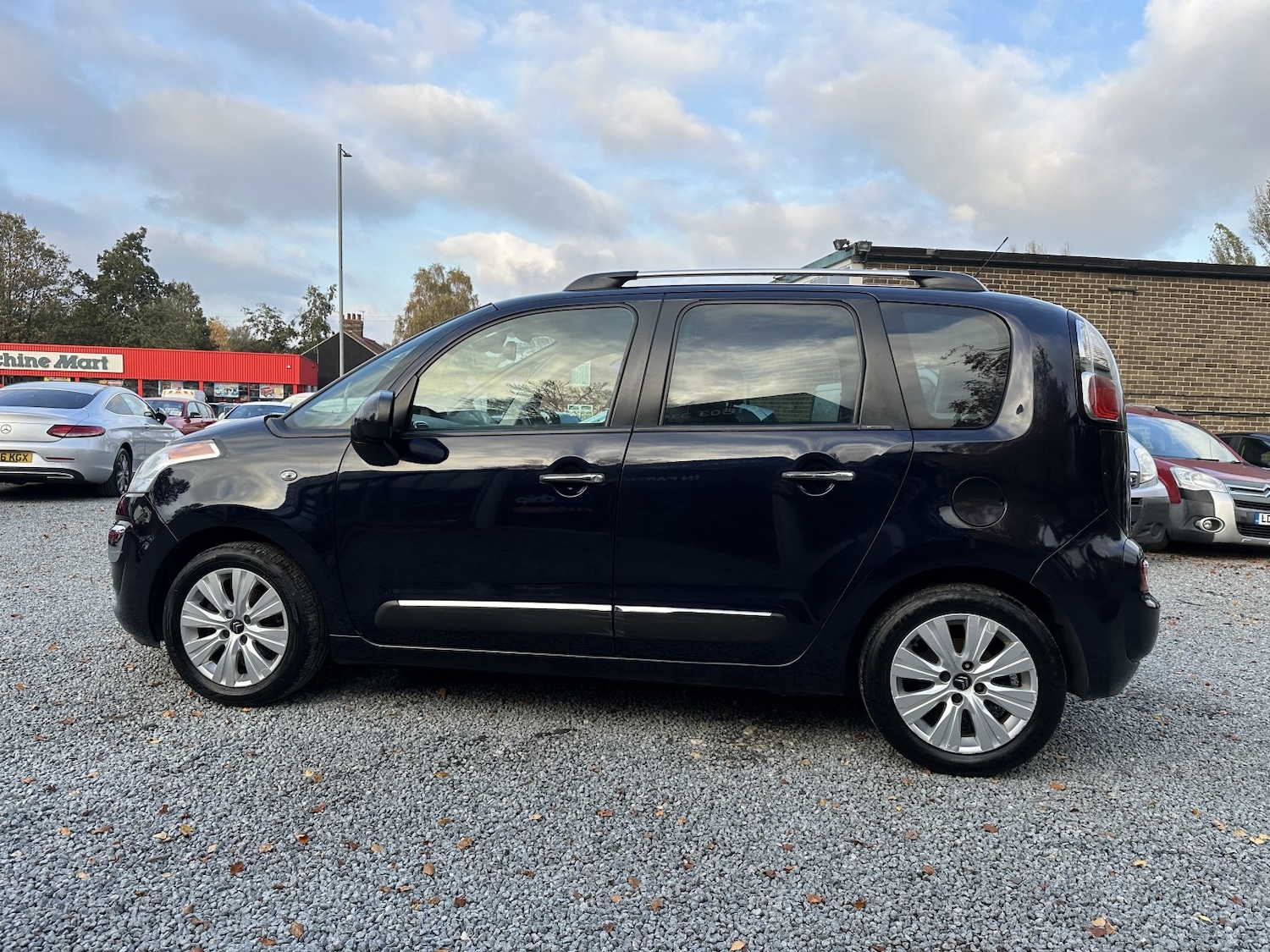 Used Citroen C3 Picasso 2014 for sale - 76945535: Photo 14