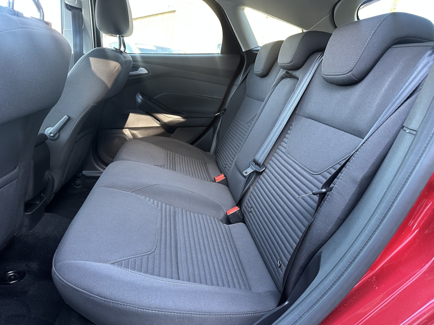 Used Ford Focus 2015 for sale - 75975602: Photo 16