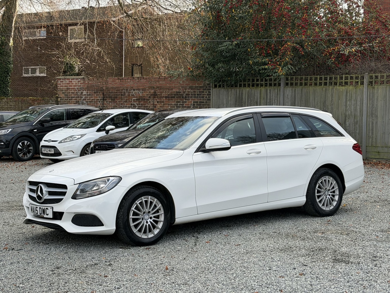 Used Mercedes-Benz C Class 2015 for sale - 76945558: Photo 14