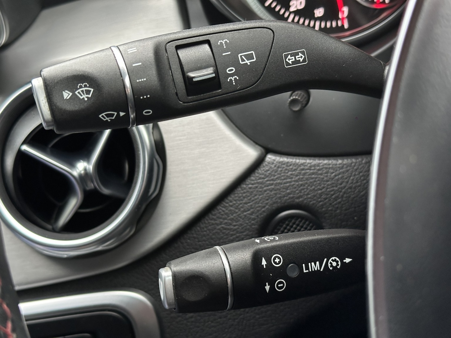 Used Mercedes-Benz GLA 2017 for sale - 76945581: Photo 25