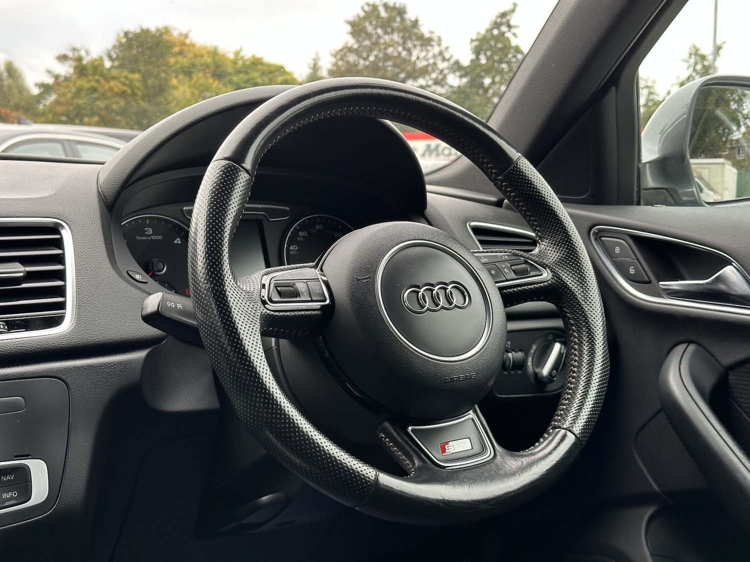 Used Audi Q3 2015 for sale - 75767148: Photo 14