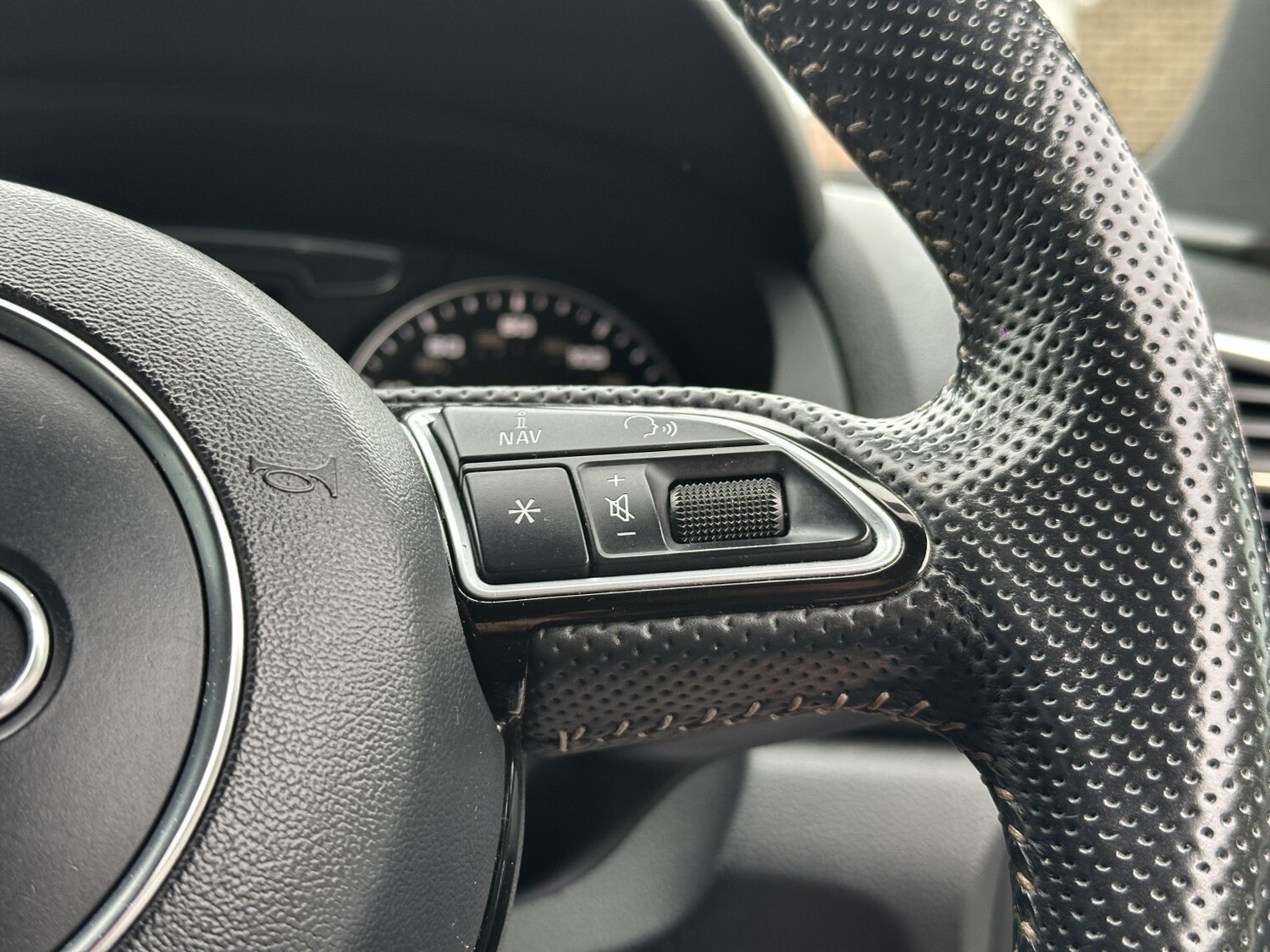 Used Audi Q3 2015 for sale - 75767148: Photo 20