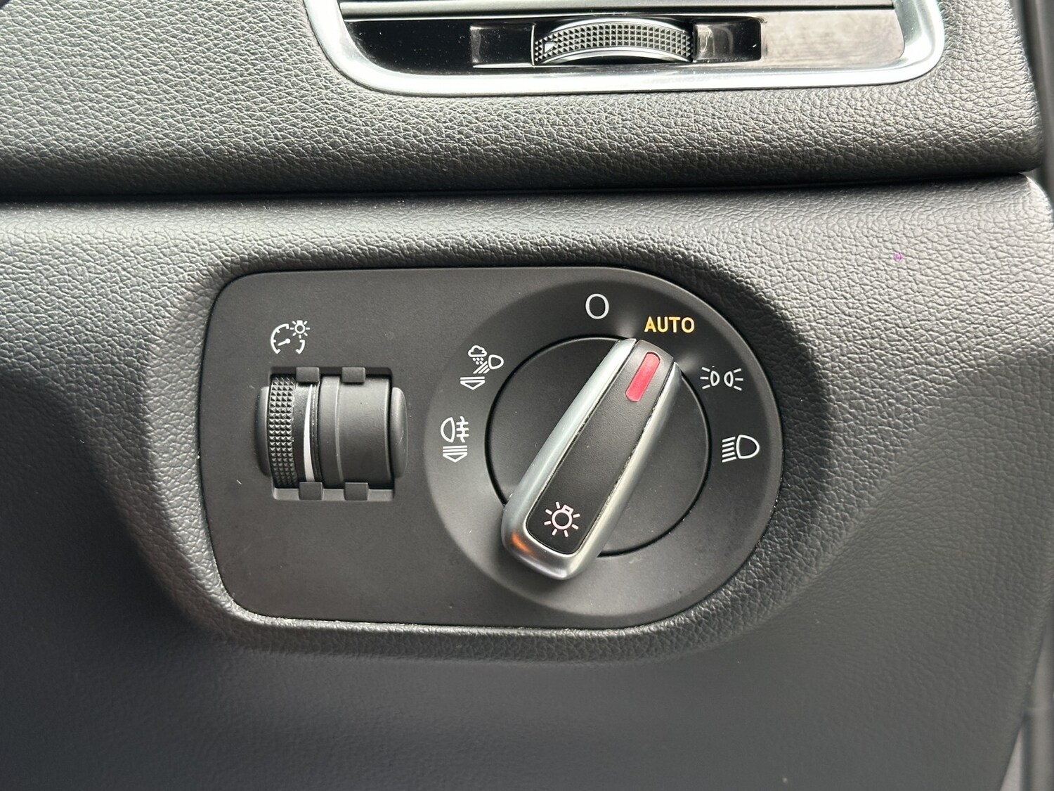 Used Audi Q3 2015 for sale - 75767148: Photo 23