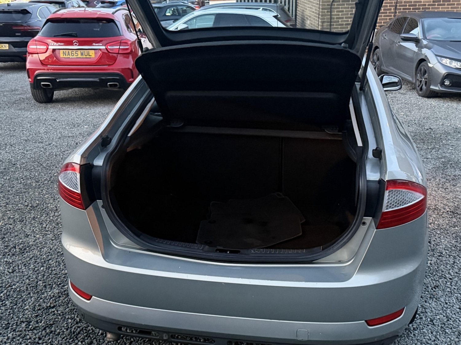 Used Ford Mondeo 2011 for sale - 77681860: Photo 16