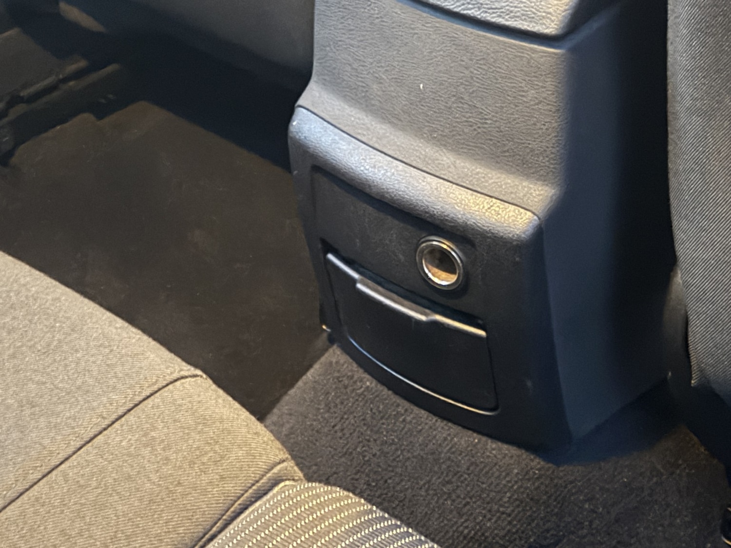 Used Ford Mondeo 2011 for sale - 77681860: Photo 29