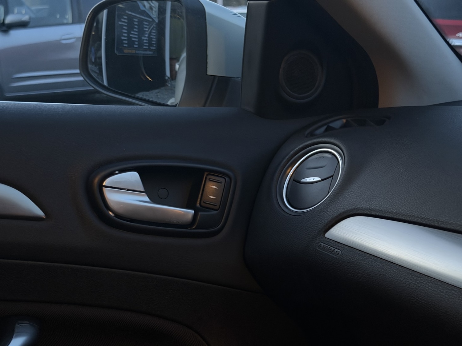 Used Ford Mondeo 2011 for sale - 77681860: Photo 35