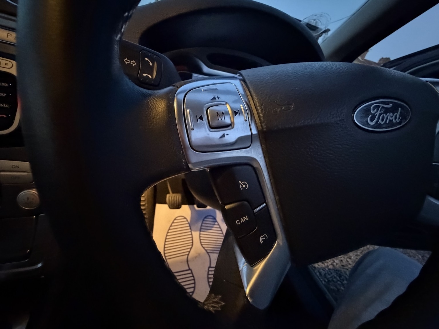 Used Ford Mondeo 2011 for sale - 77681860: Photo 38