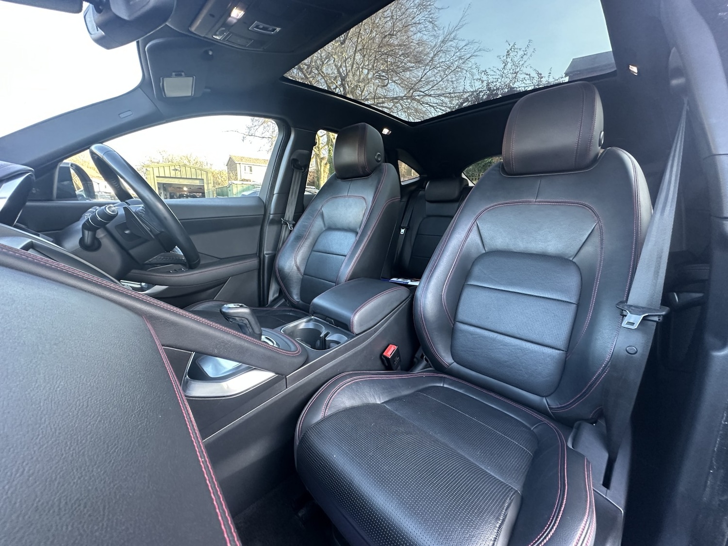 Used Jaguar E-Pace 2019 for sale - 77584620: Photo 34