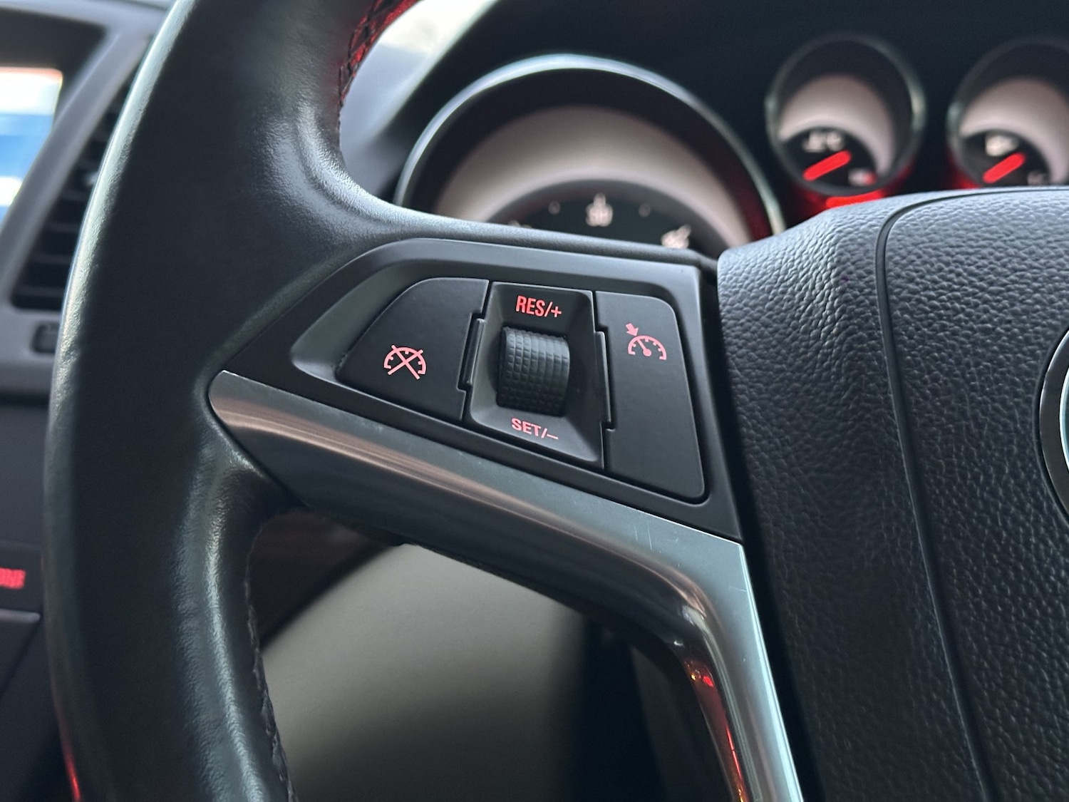 Used Vauxhall Insignia 2010 for sale - 77162309: Photo 16