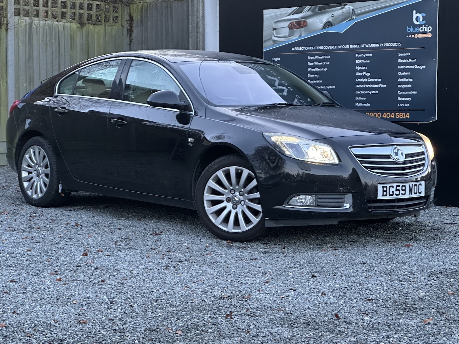 Used Vauxhall Insignia 2010 for sale - 77162309: Photo 3