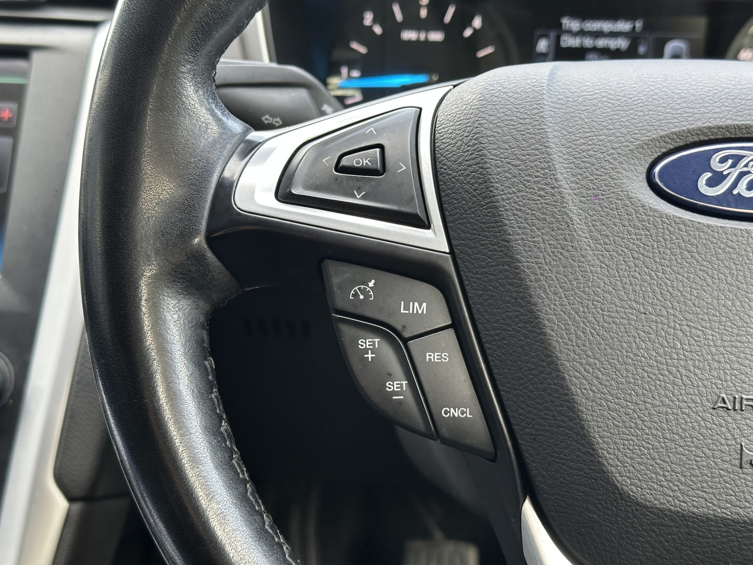 Used Ford Mondeo 2015 for sale - 77162204: Photo 22