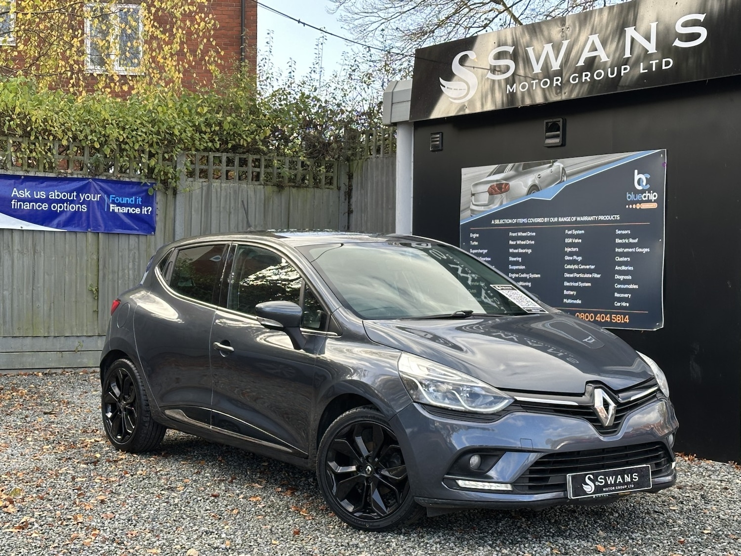 Used Renault Clio 2018 for sale - 76945584: Photo 1