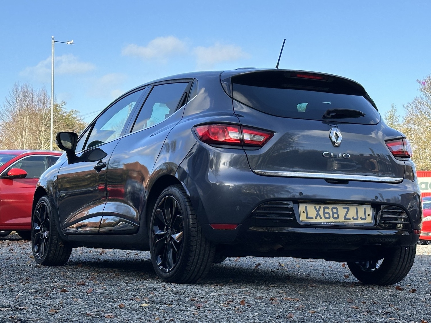 Used Renault Clio 2018 for sale - 76945584: Photo 12