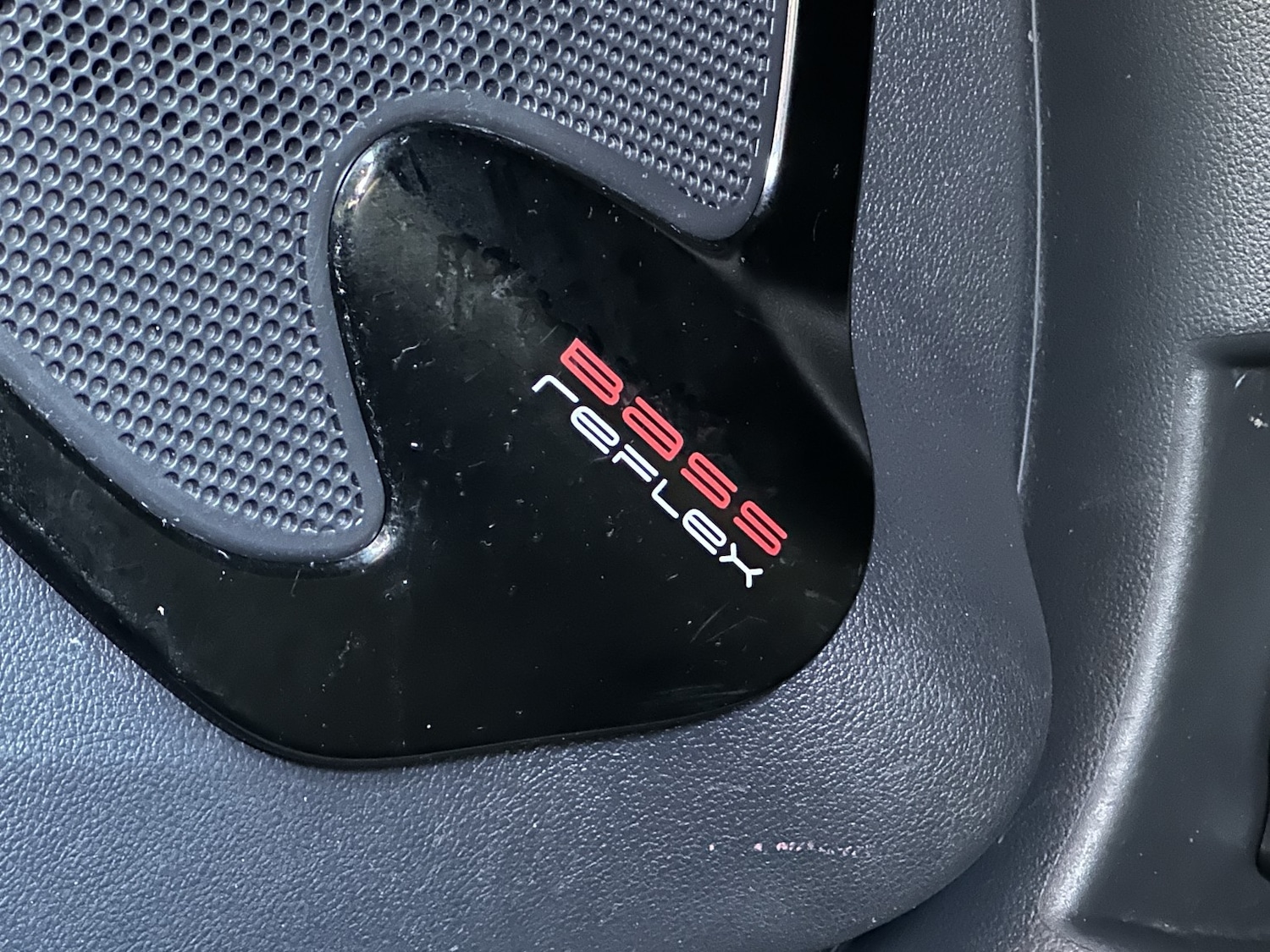 Used Renault Clio 2018 for sale - 76945584: Photo 31