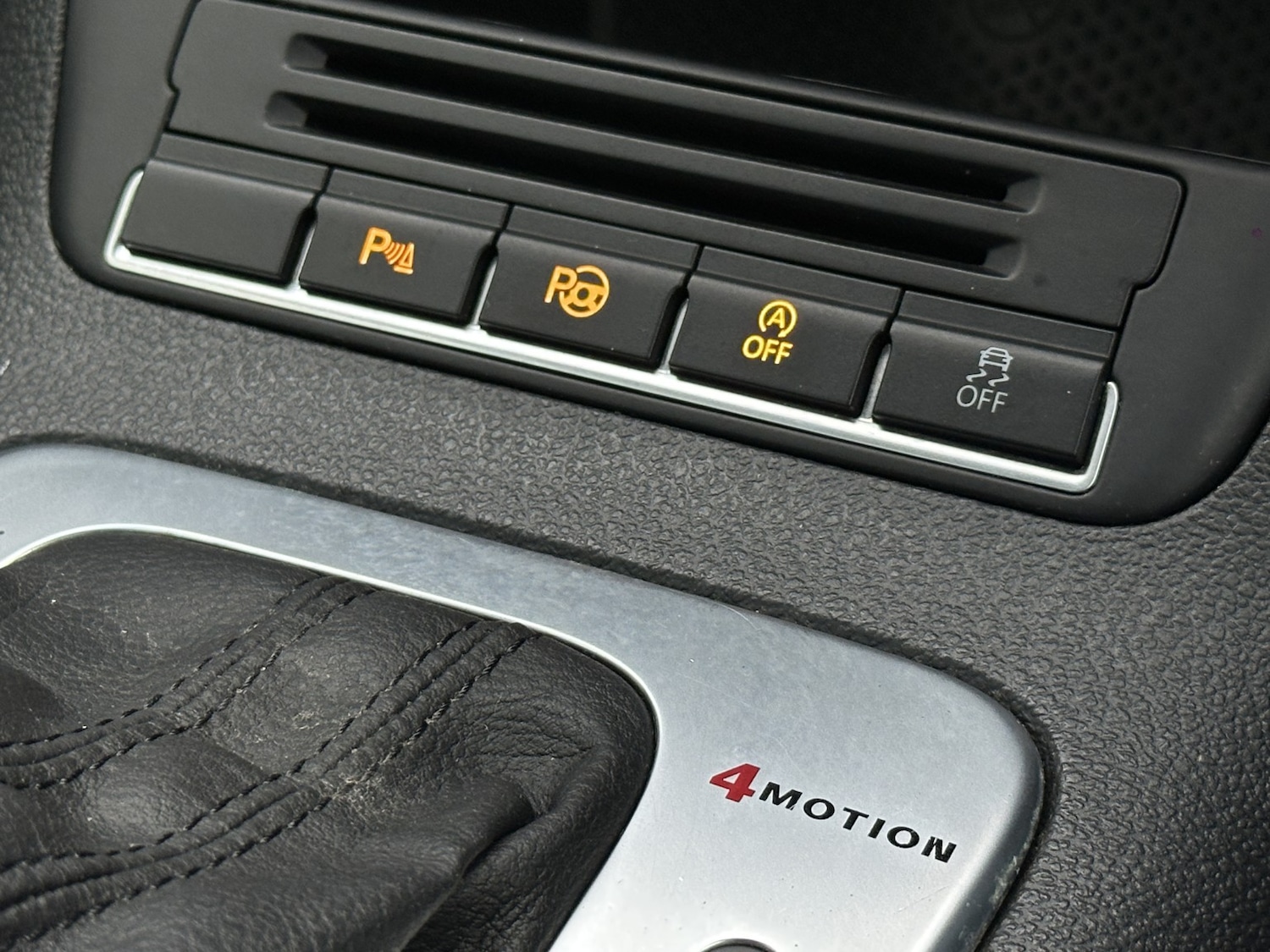 Used Volkswagen Tiguan 2014 for sale - 77162210: Photo 25