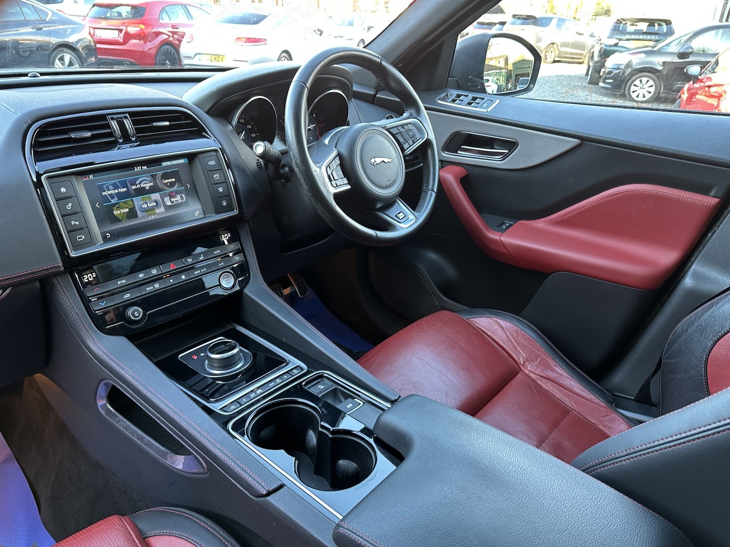 Used Jaguar F-Pace 2016 for sale - 76945551: Photo 23