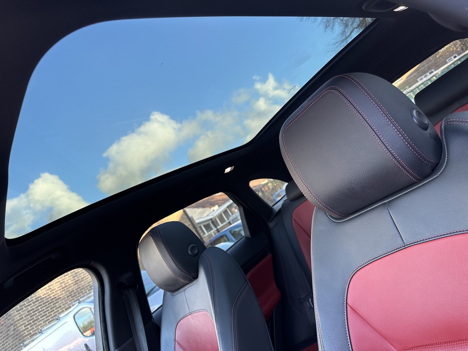 Used Jaguar F-Pace 2016 for sale - 76945551: Photo 26