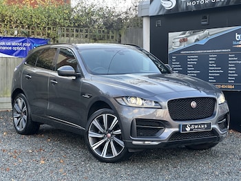 Used Jaguar F-Pace 2016 for sale - 76945551: Photo
