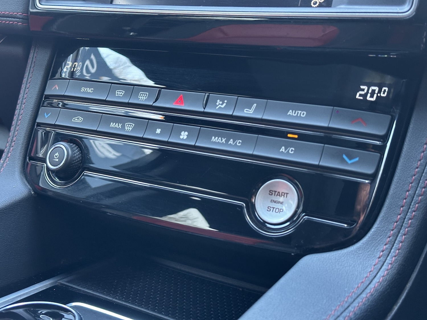 Used Jaguar F-Pace 2016 for sale - 76945551: Photo 35