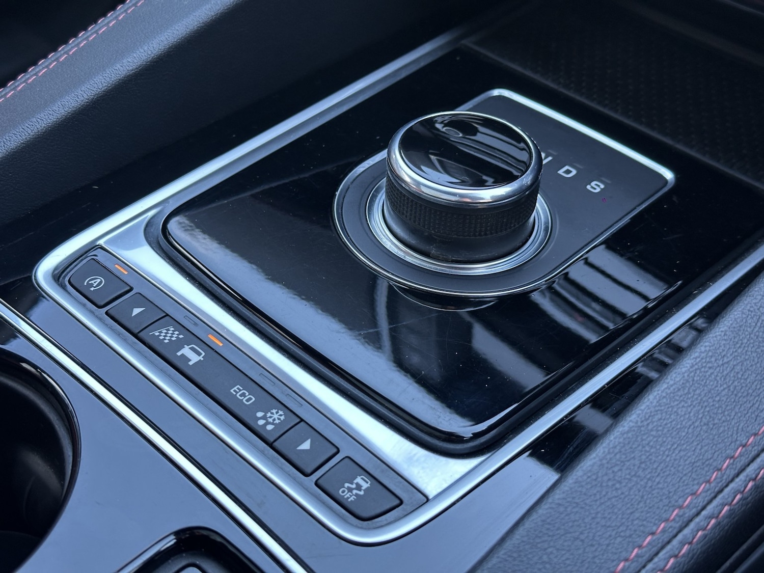 Used Jaguar F-Pace 2016 for sale - 76945551: Photo 36