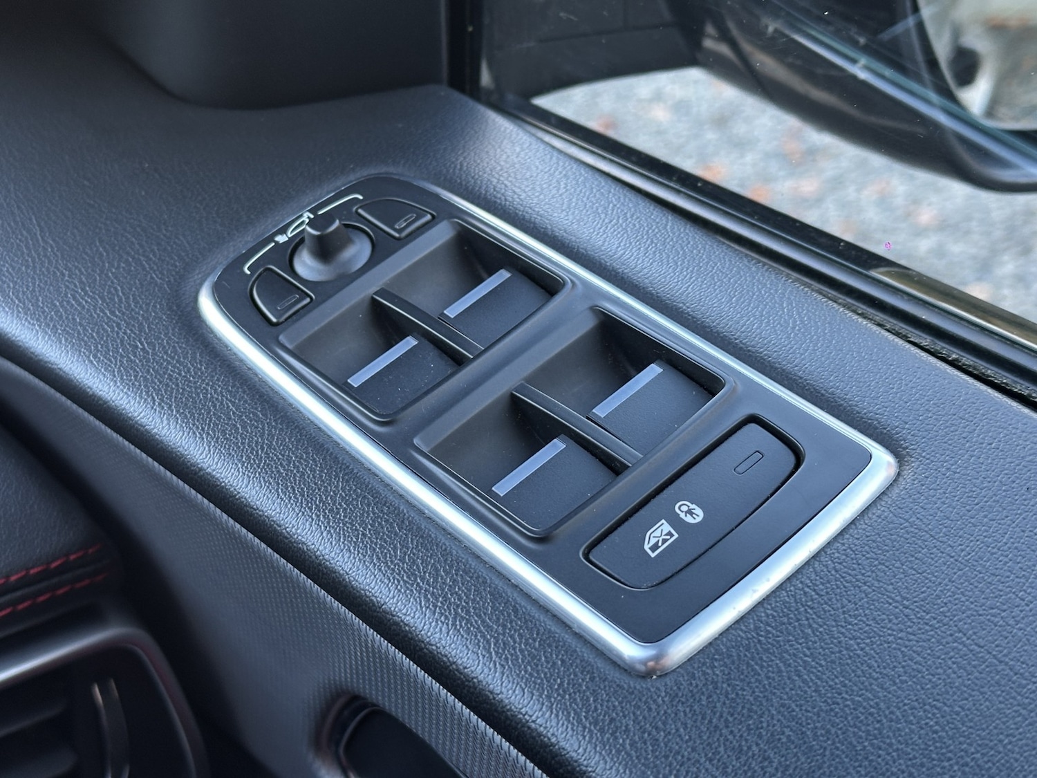 Used Jaguar F-Pace 2016 for sale - 76945551: Photo 38