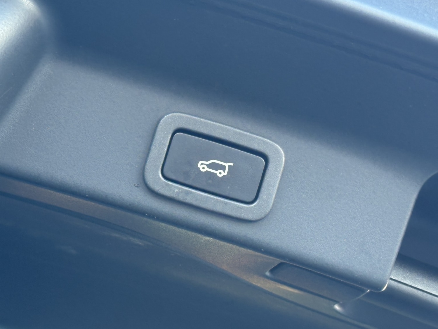 Used Jaguar F-Pace 2016 for sale - 76945551: Photo 43