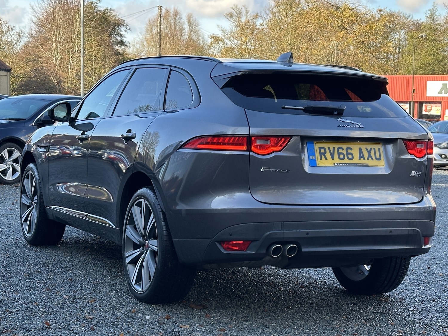 Used Jaguar F-Pace 2016 for sale - 76945551: Photo 7