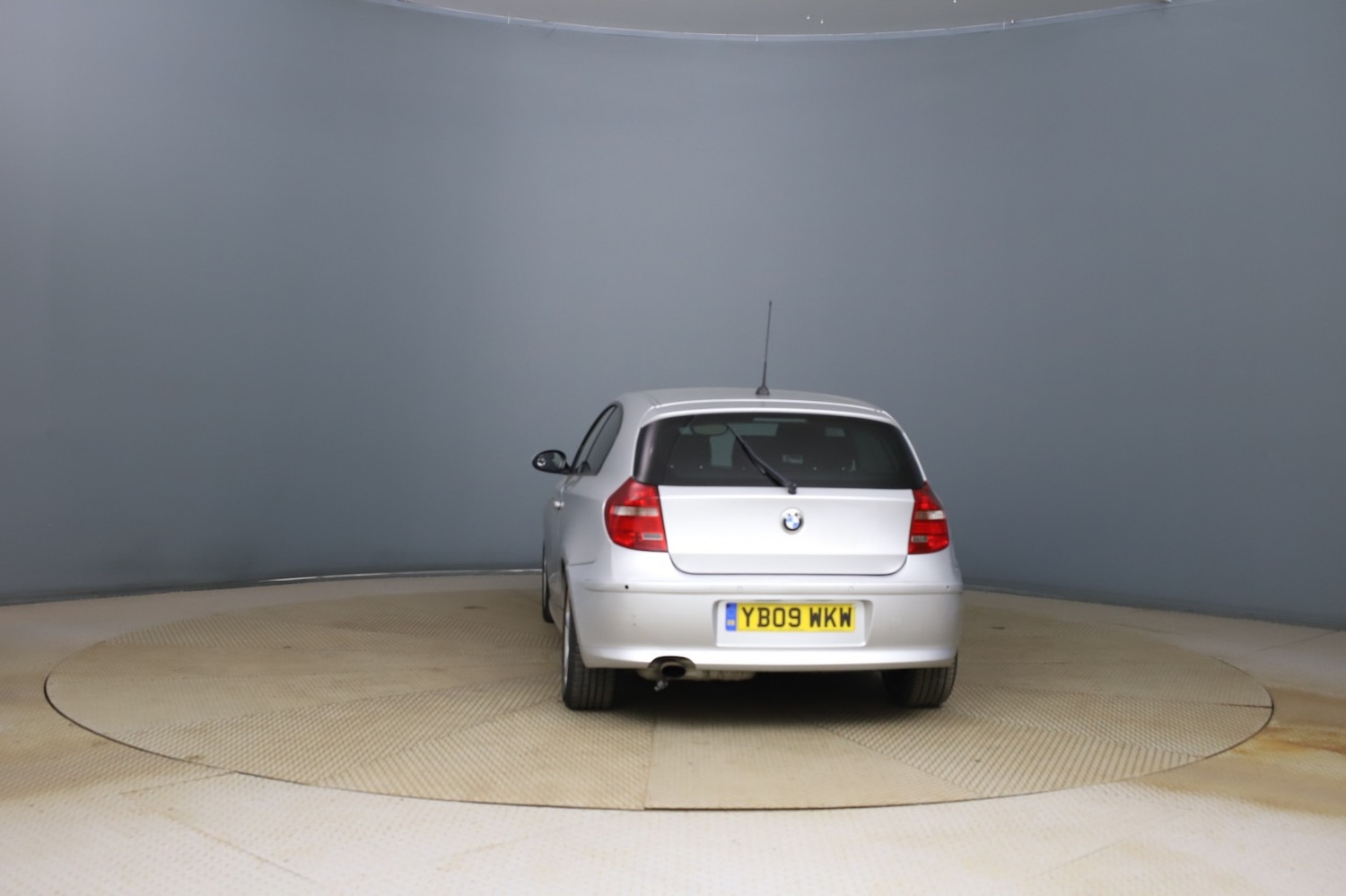 Used BMW 1 Series 2009 for sale - 78045665: Photo 3