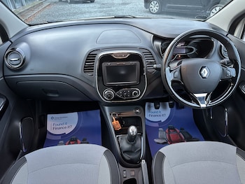 Used Renault Captur 2014 for sale - 76863796: Photo