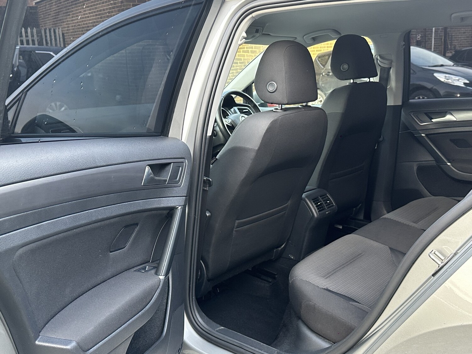 Used Volkswagen Golf 2019 for sale - 77148190: Photo 30