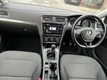 Used Volkswagen Golf 2019 for sale - 77148190: Photo