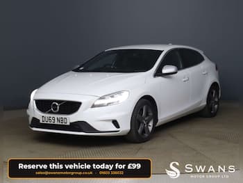 Used Volvo V40 2019 for sale - 79695975: Photo